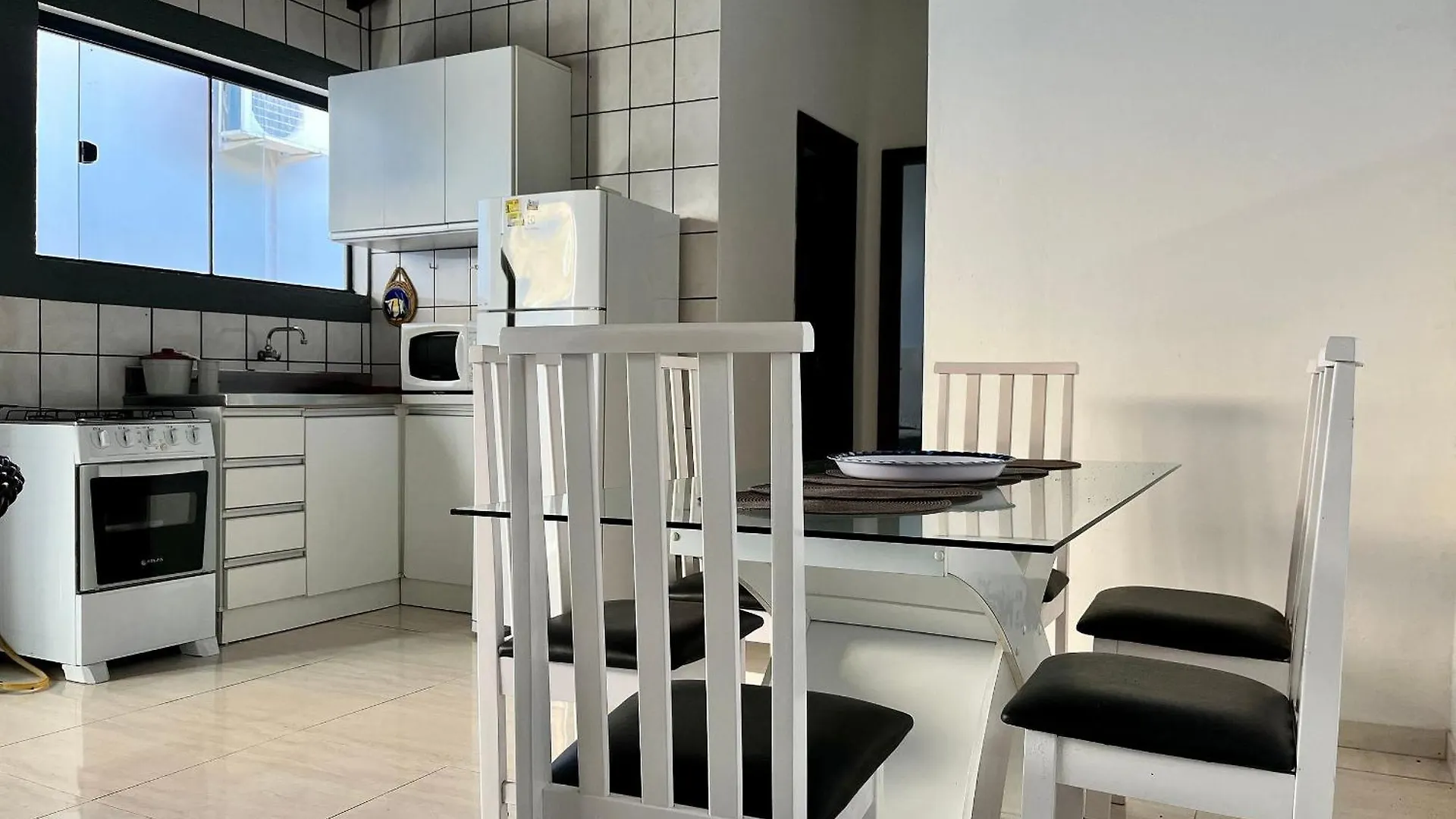 B151 - Casa Com 01 Quarto Em Bombas location